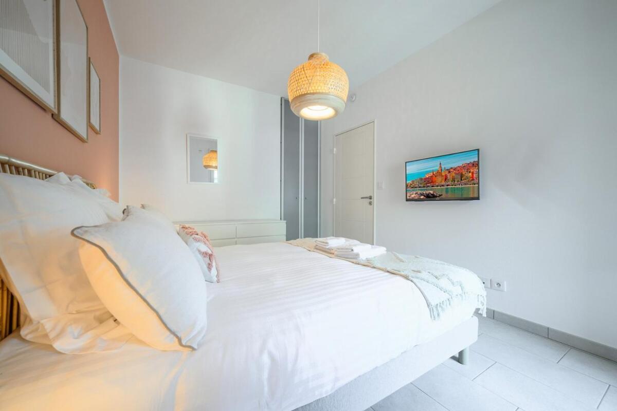 Apartament Le Coq Wagner - Garage - Swimming Pool Mentona Zewnętrze zdjęcie