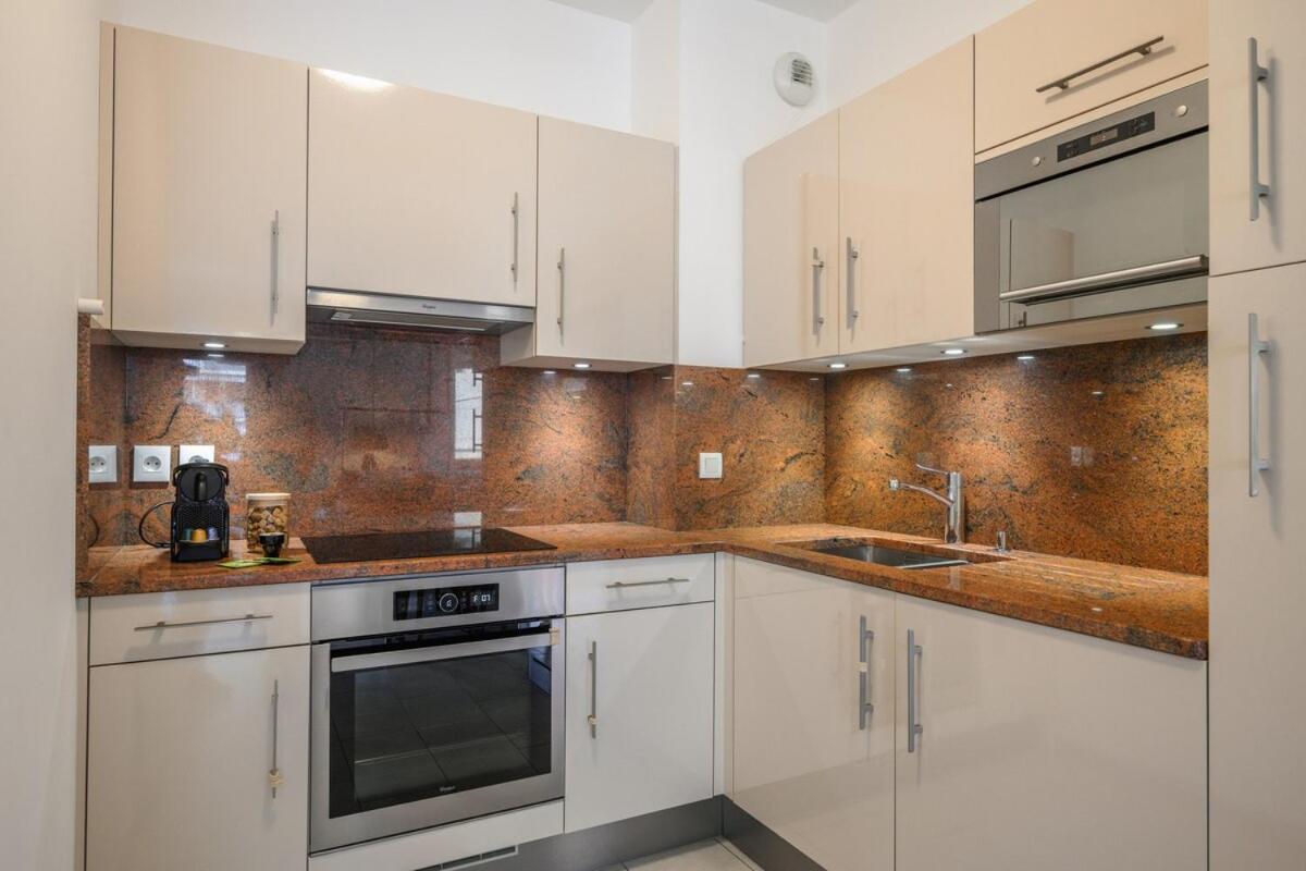 Apartament Le Coq Wagner - Garage - Swimming Pool Mentona Zewnętrze zdjęcie